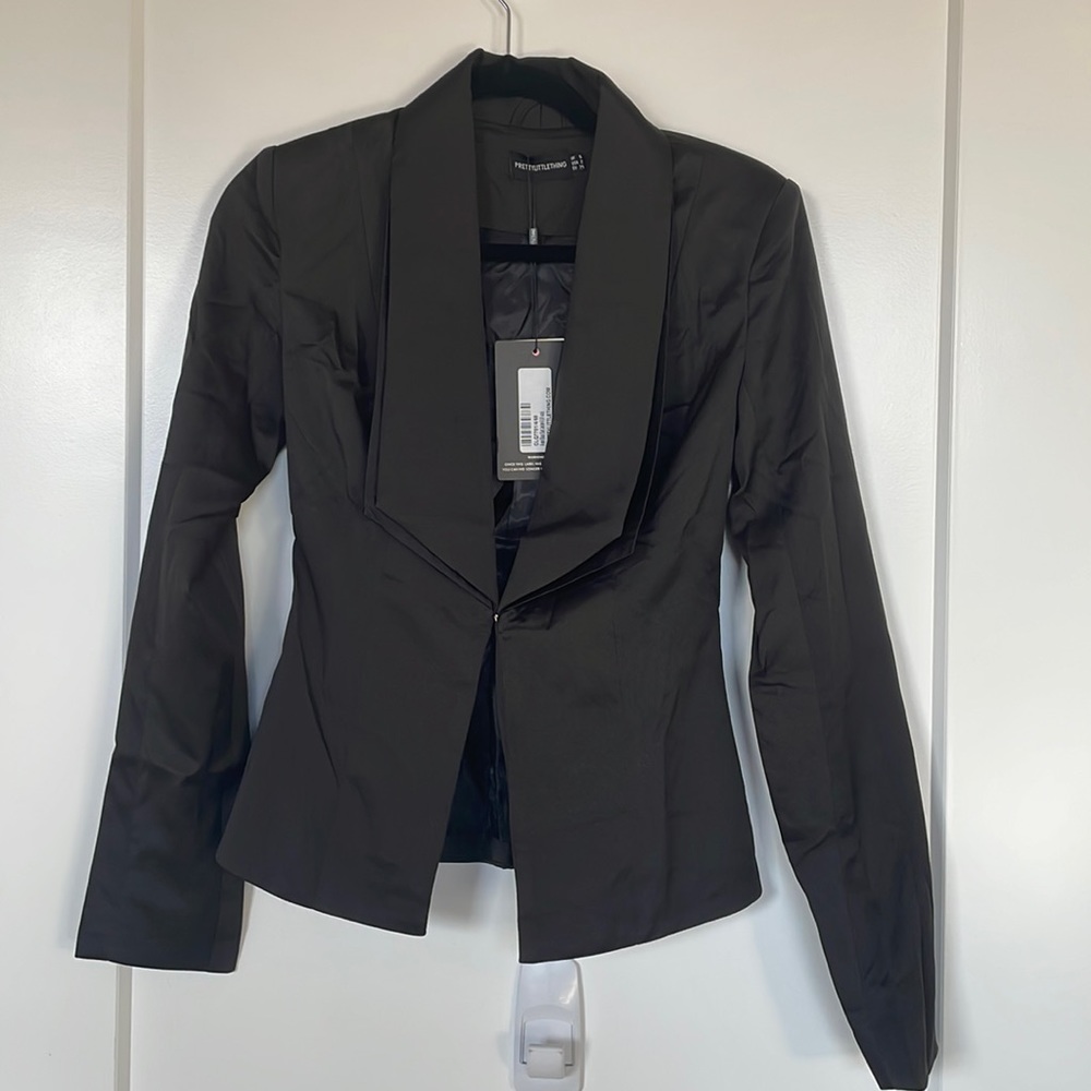 Black blazer pretty little thing